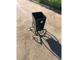 Кованая урна для мусора Волна